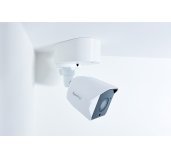 SYNOLOGY držák s krytkou kabelů pro kamery BC500 na stěnu a strop, bílý foto